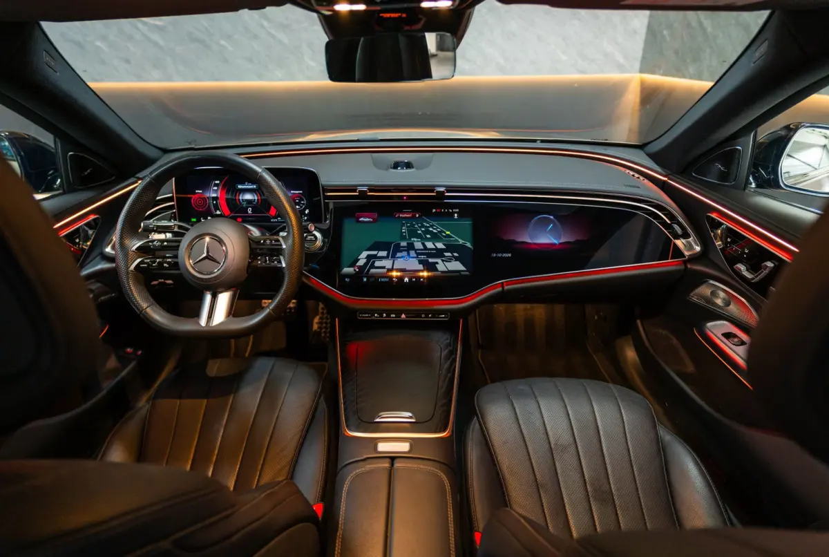 300 e 4MATIC Exclusive Line|Pano|Hyperscreen|Full