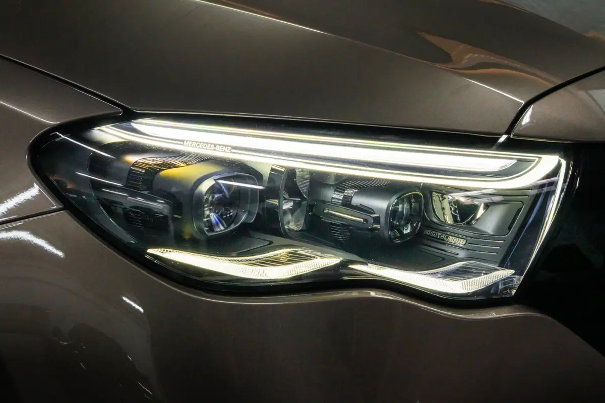 300 e 4MATIC Exclusive Line|Pano|Hyperscreen|Full