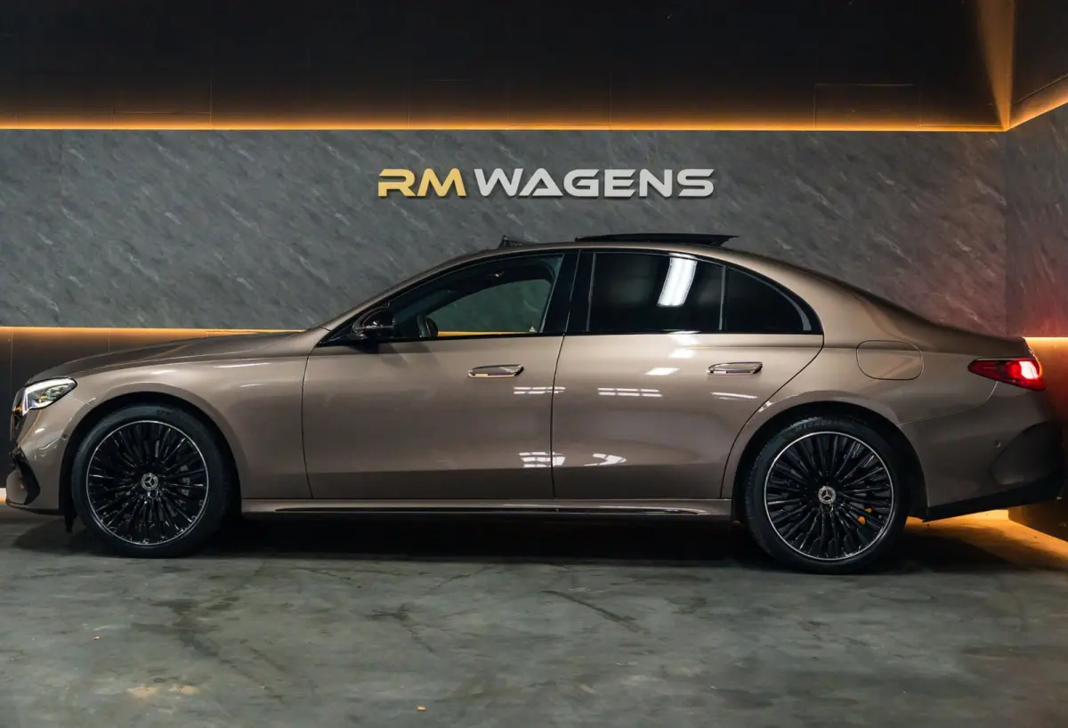 300 e 4MATIC Exclusive Line|Pano|Hyperscreen|Full