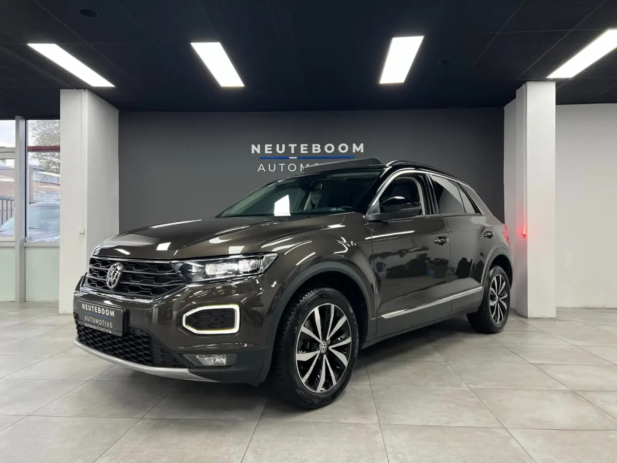1.5 TSI Sport | ACC | Keyless | Cam | Pano