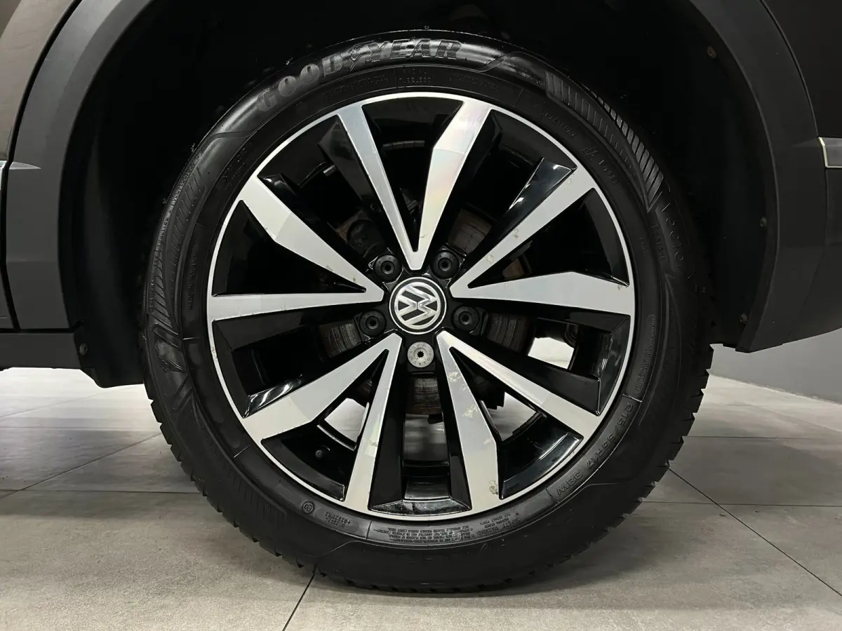 1.5 TSI Sport | ACC | Keyless | Cam | Pano