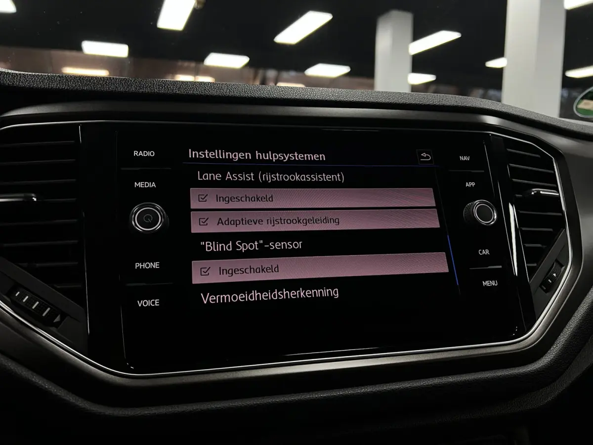 1.5 TSI Sport | ACC | Keyless | Cam | Pano