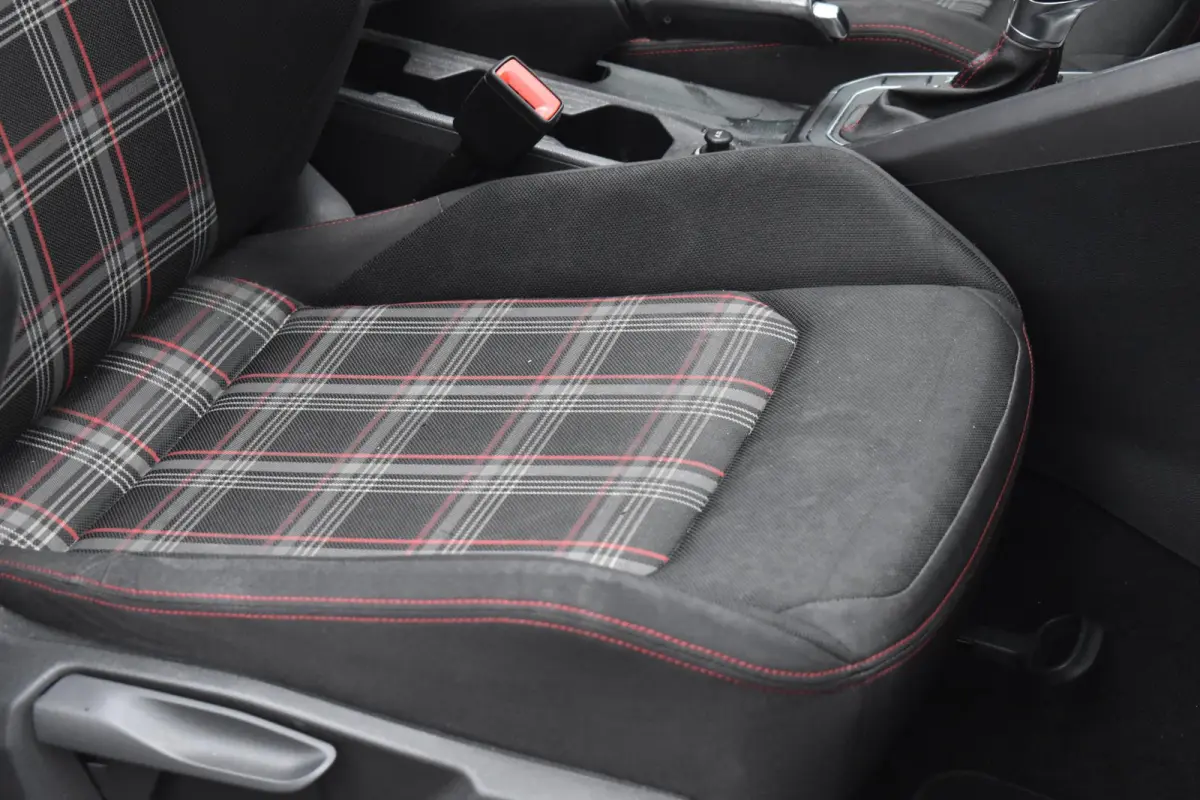 2.0 TSI GTI Pano DCC Keyess Virtual BBD Camera ACC