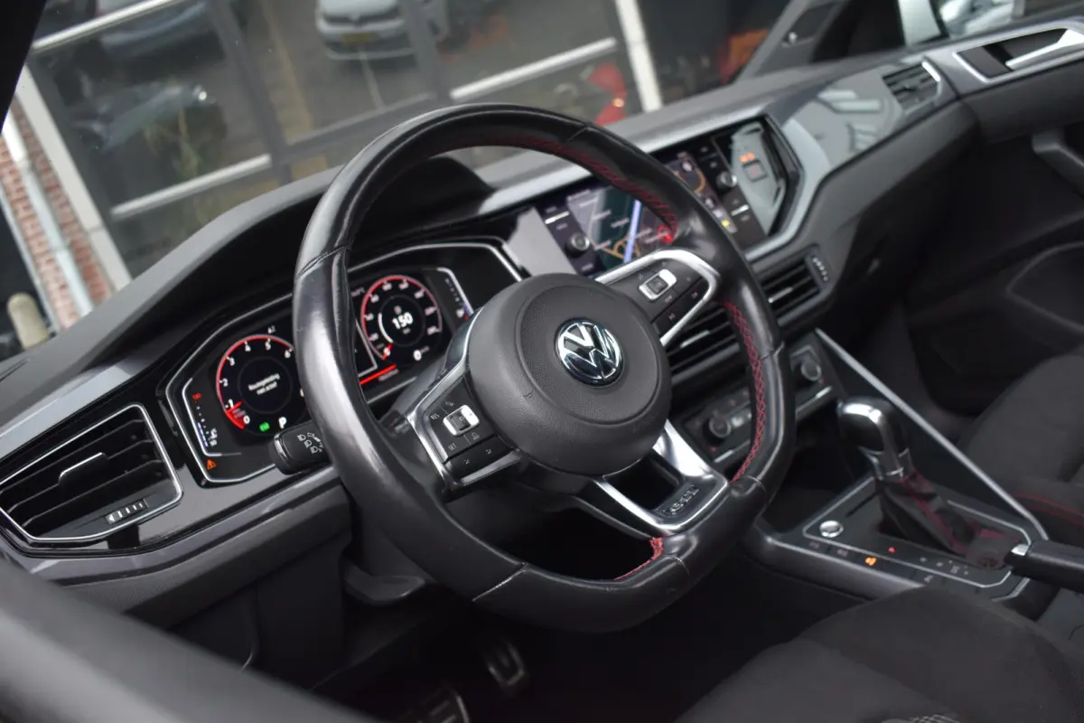 2.0 TSI GTI Pano DCC Keyess Virtual BBD Camera ACC