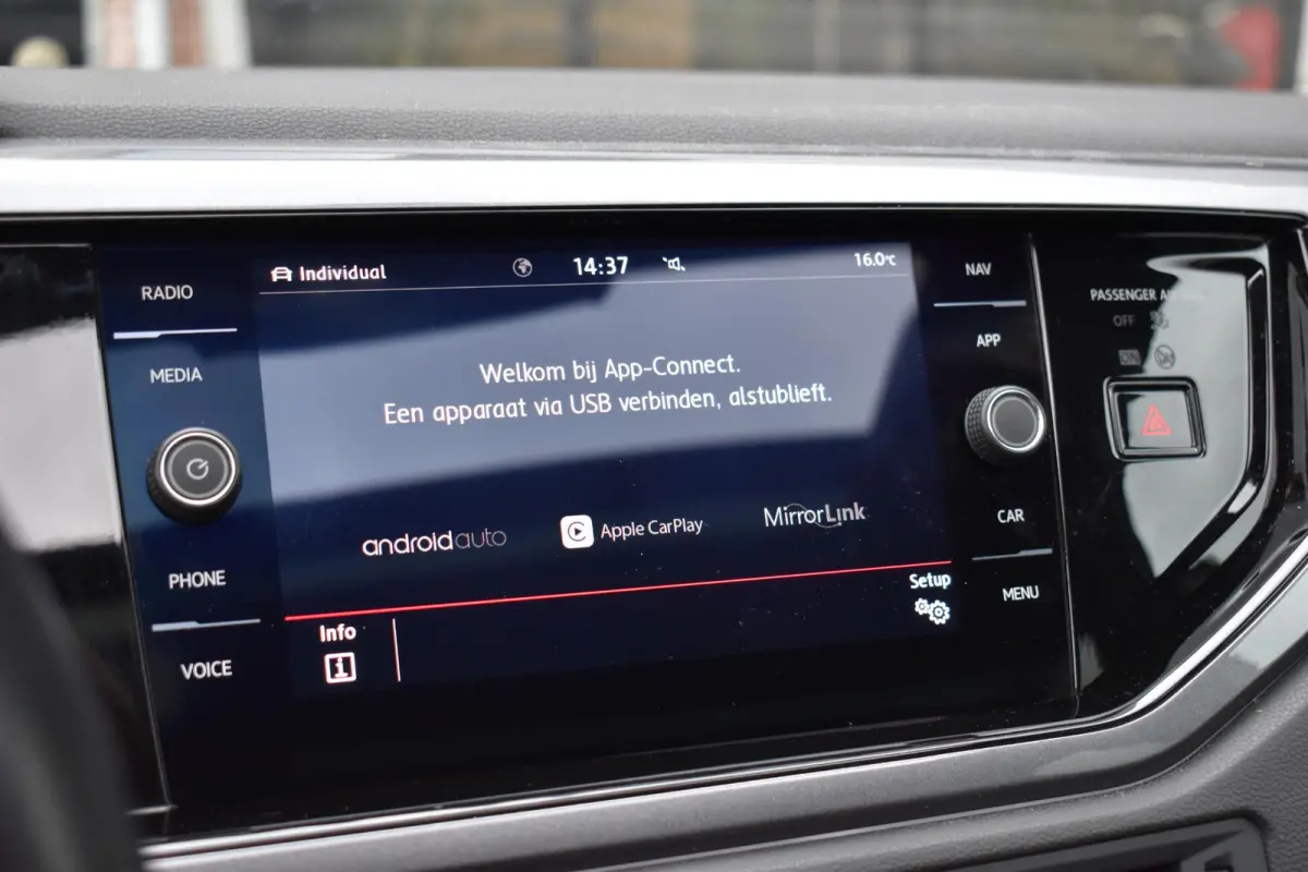 2.0 TSI GTI Pano DCC Keyess Virtual BBD Camera ACC