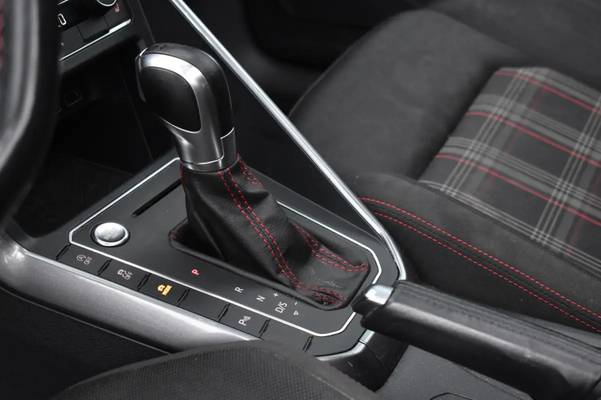 2.0 TSI GTI Pano DCC Keyess Virtual BBD Camera ACC