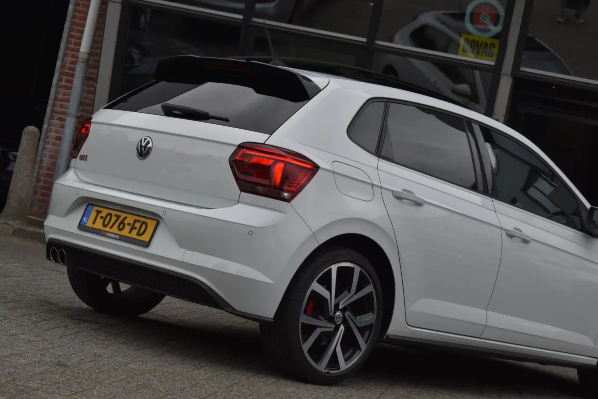 2.0 TSI GTI Pano DCC Keyess Virtual BBD Camera ACC