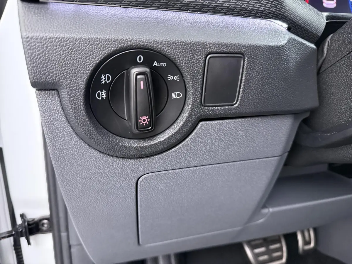 1.0 TSI Style | AUTOMAAT | Trekhaak | R-Line | Virtual Cockpit | Stoelverw. |