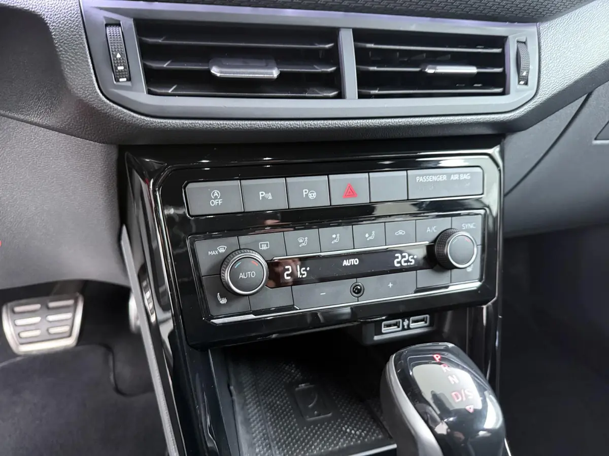 1.0 TSI Style | AUTOMAAT | Trekhaak | R-Line | Virtual Cockpit | Stoelverw. |