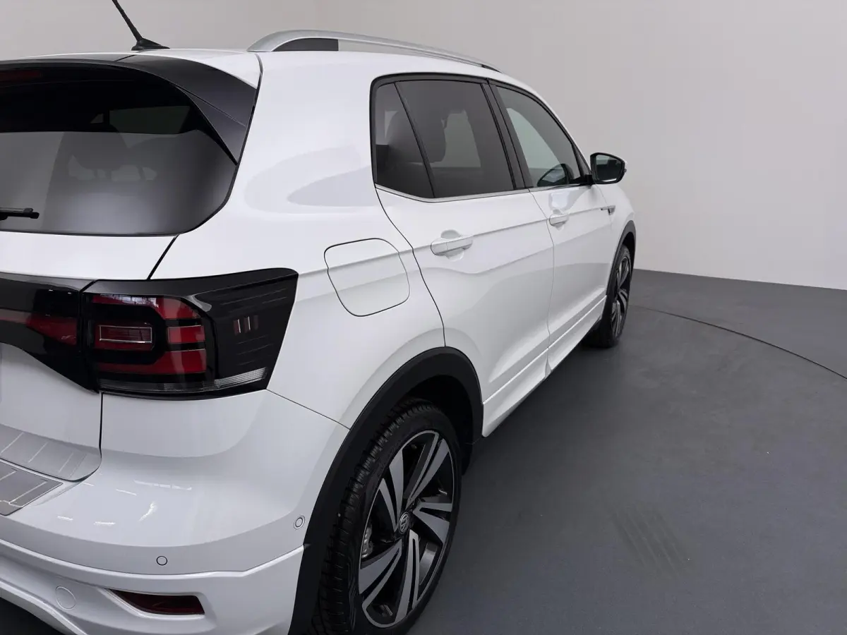 1.0 TSI Style | AUTOMAAT | Trekhaak | R-Line | Virtual Cockpit | Stoelverw. |