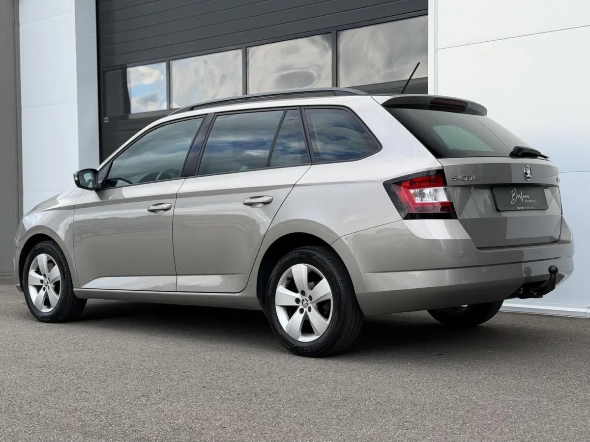 1.2 TSI Style AUTOMAAT|Trekhaak|Parksensor