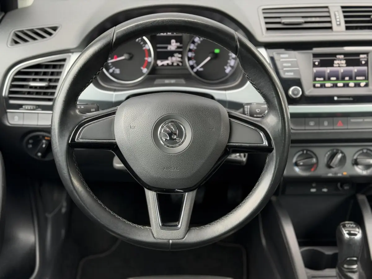 1.2 TSI Style AUTOMAAT|Trekhaak|Parksensor