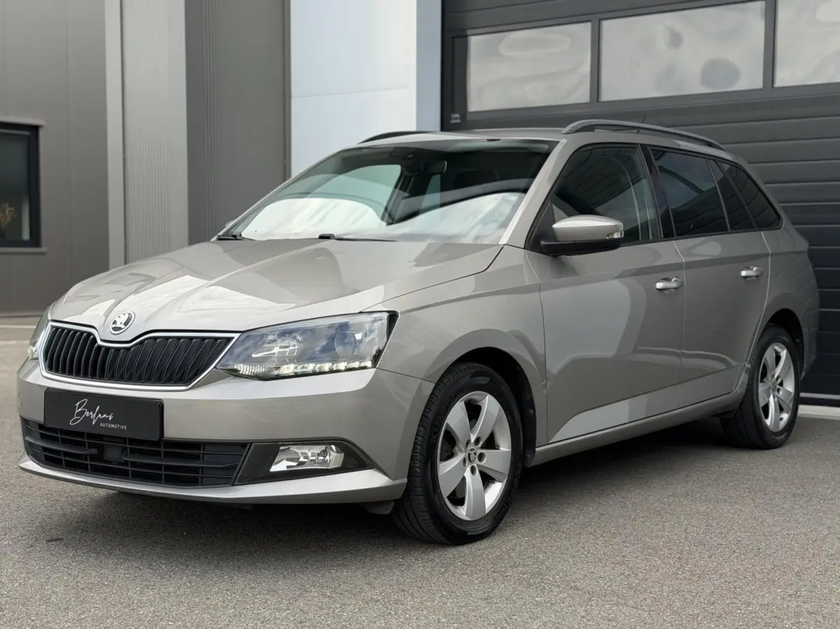 1.2 TSI Style AUTOMAAT|Trekhaak|Parksensor