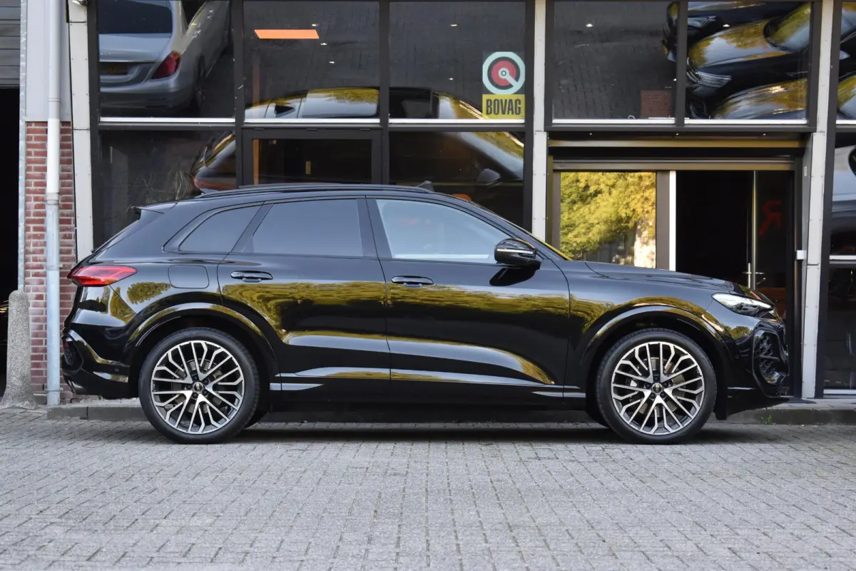 SQ5 TFSI S tronic quattro Pano Luchtv HUD B&O 360C Lane Keyless
