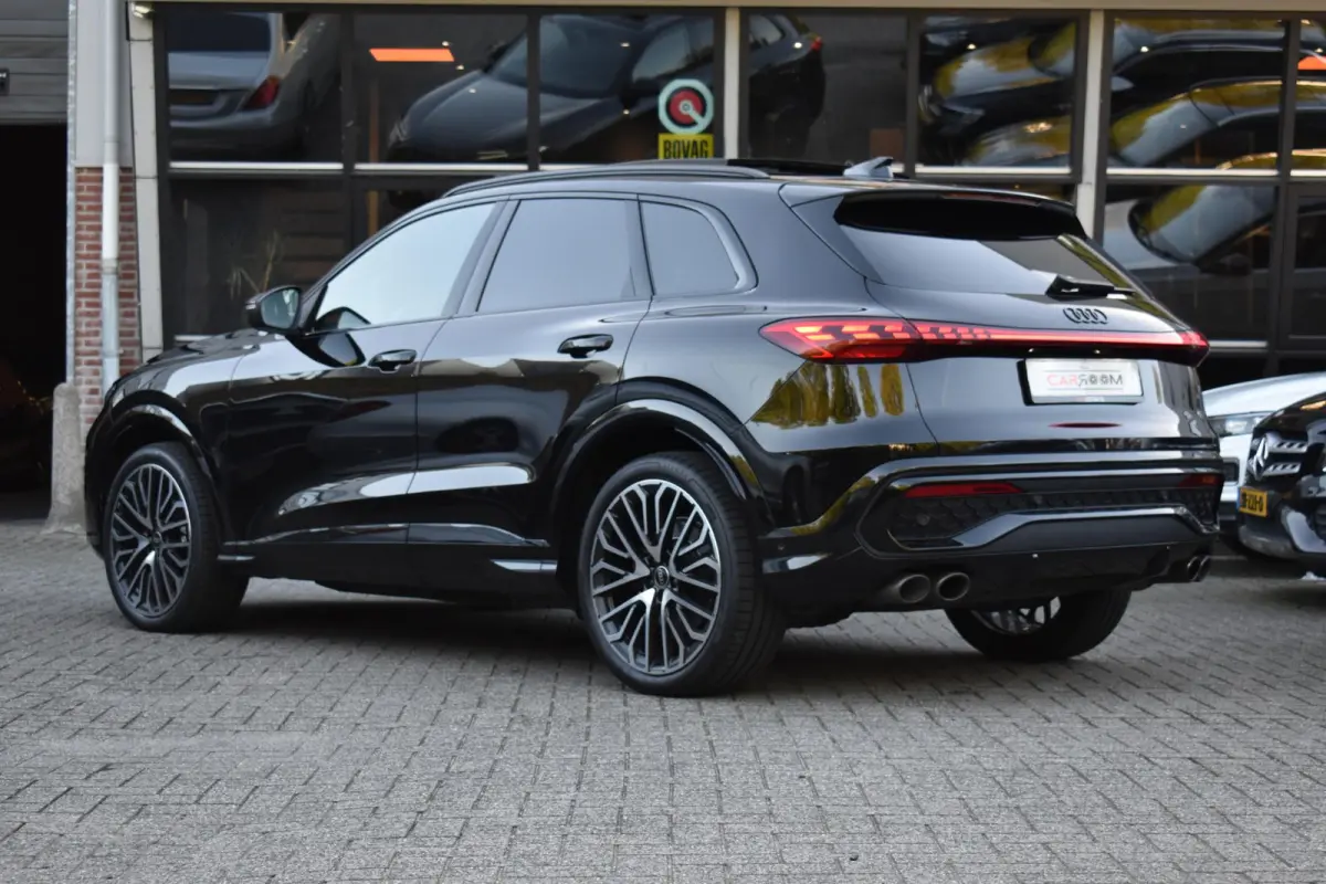 SQ5 TFSI S tronic quattro Pano Luchtv HUD B&O 360C Lane Keyless