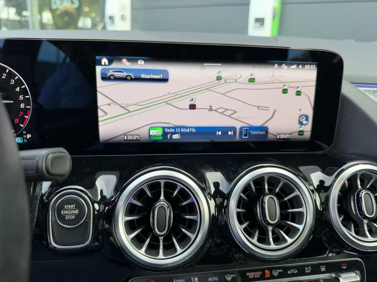 250 e Star Edition | Navigatie | Camera | Panoramadak | Trekhaak | 26.000km! |