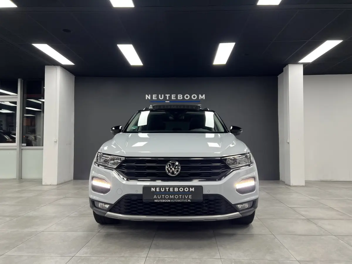 1.0 TSI | Elek.Koffer| Carplay| ACC | Pano