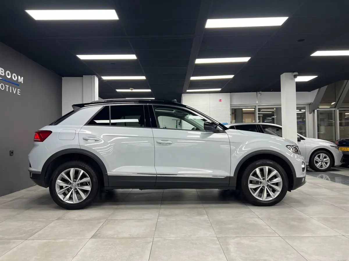 1.0 TSI | Elek.Koffer| Carplay| ACC | Pano