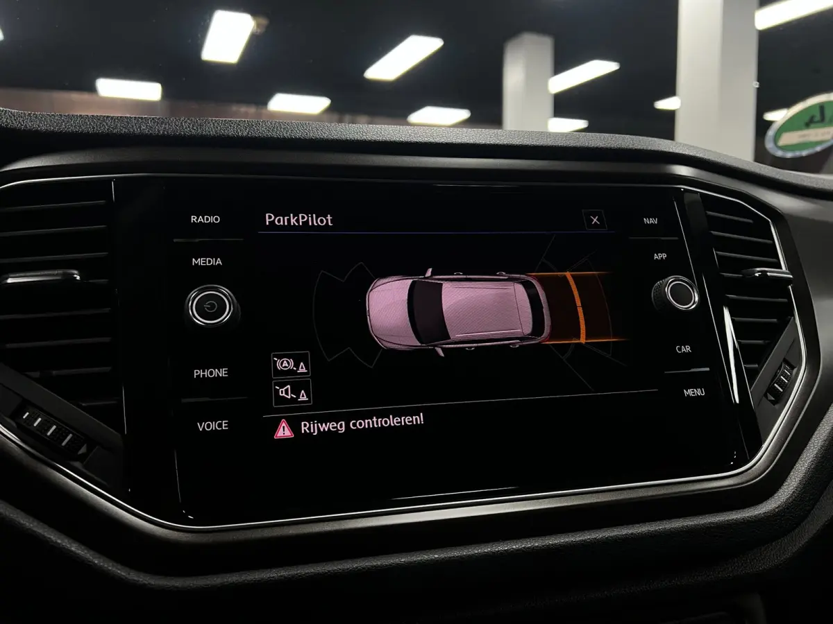1.0 TSI | Elek.Koffer| Carplay| ACC | Pano