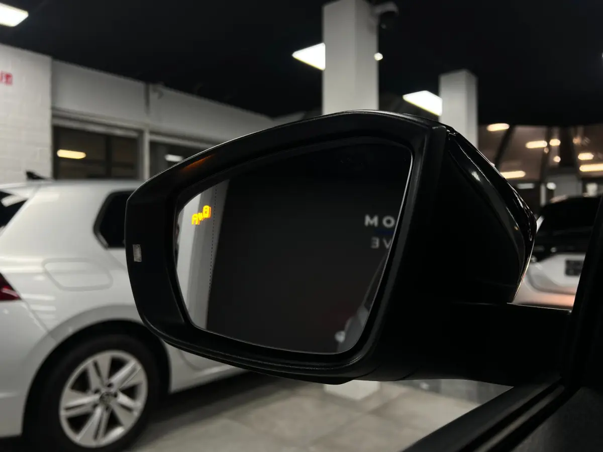 1.0 TSI | Elek.Koffer| Carplay| ACC | Pano