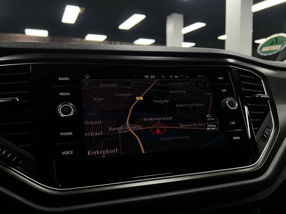 1.0 TSI | Elek.Koffer| Carplay| ACC | Pano