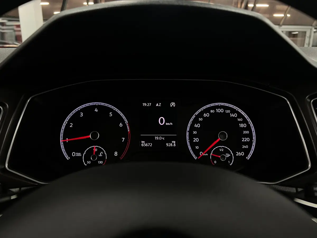 1.0 TSI | Elek.Koffer| Carplay| ACC | Pano