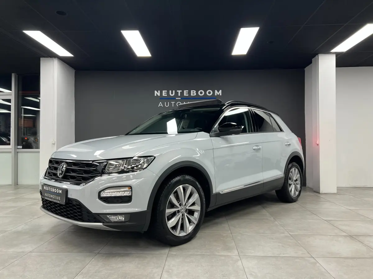 1.0 TSI | Elek.Koffer| Carplay| ACC | Pano