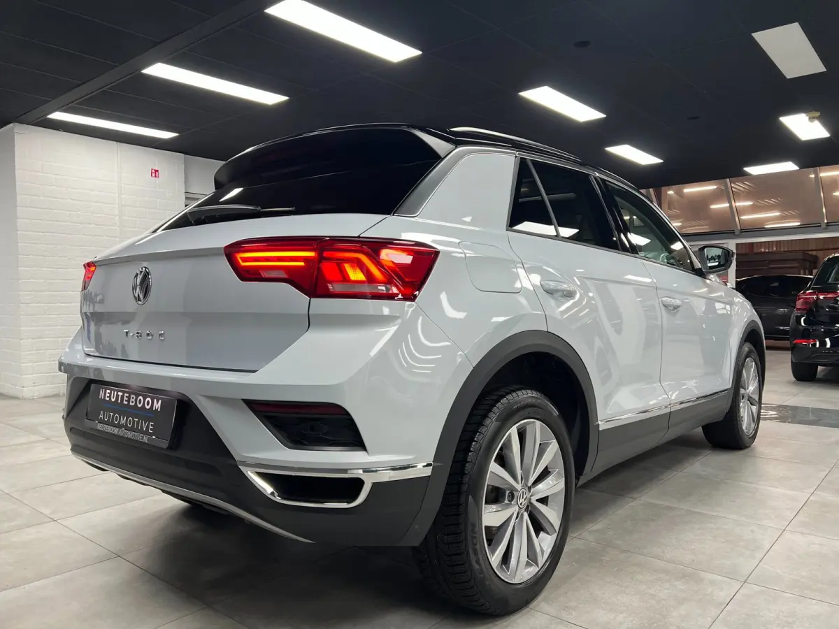 1.0 TSI | Elek.Koffer| Carplay| ACC | Pano