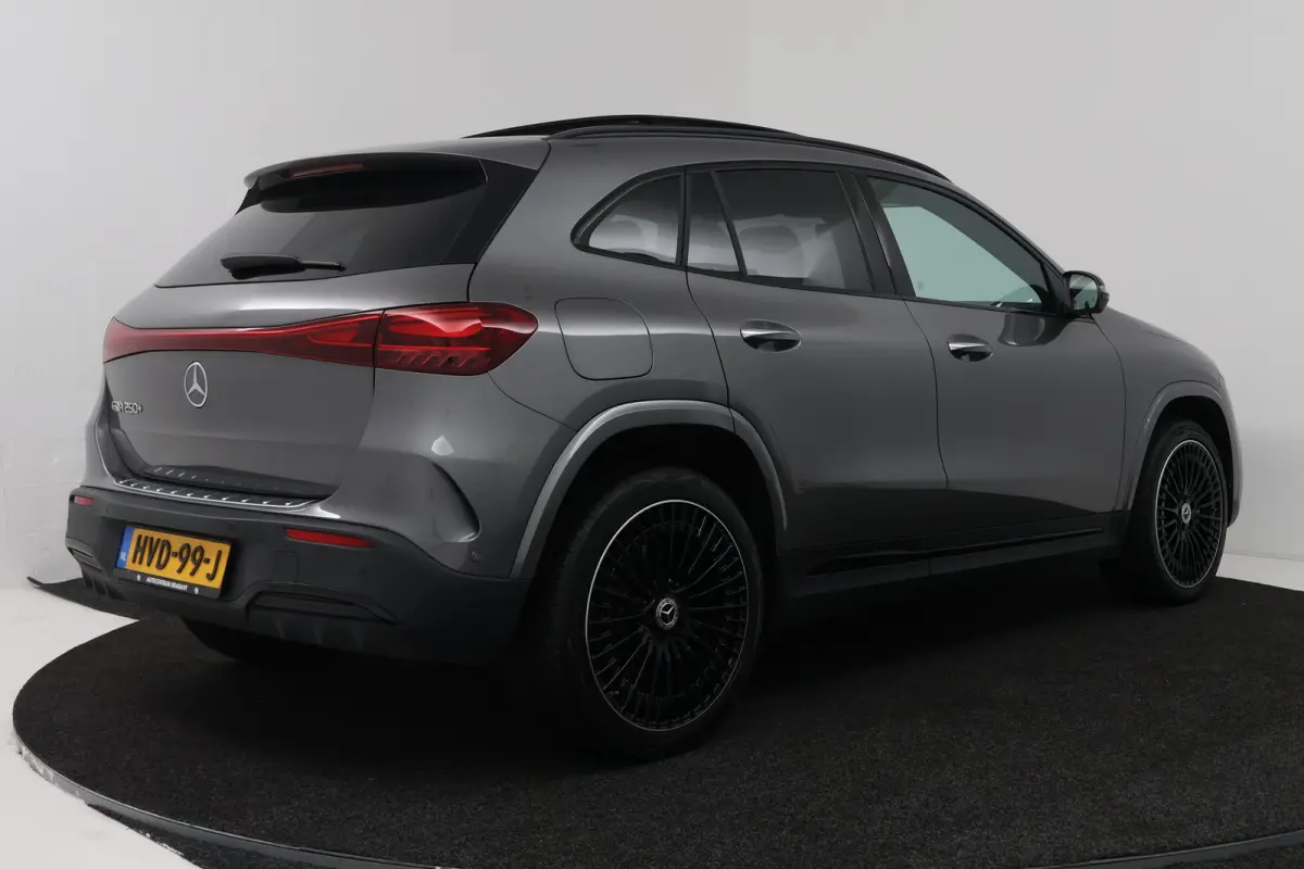 250+ Business Solution AMG 71 kWh (SOH 100%, PANORAMADAK, SFEERVERLICHTING, MOMERY SEATS, RONDOMZICHT CAMERA, FABRIEKSGARANTIE)