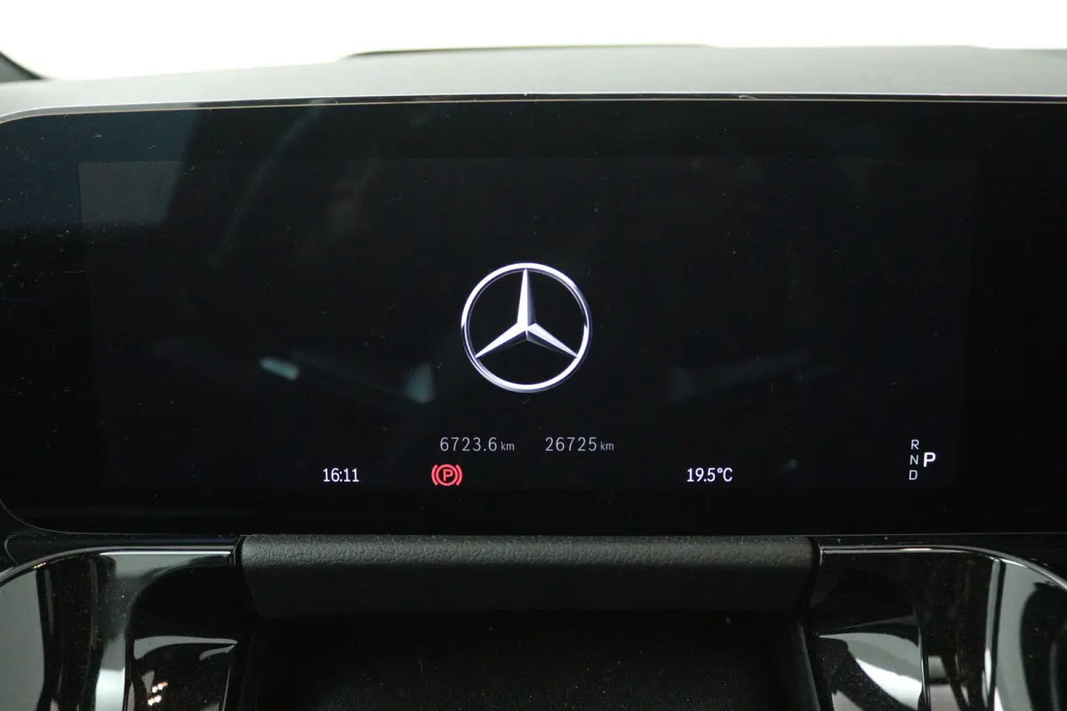 250+ Business Solution AMG 71 kWh (SOH 100%, PANORAMADAK, SFEERVERLICHTING, MOMERY SEATS, RONDOMZICHT CAMERA, FABRIEKSGARANTIE)