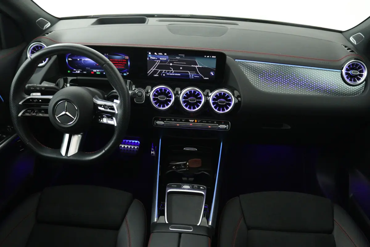 250+ Business Solution AMG 71 kWh (SOH 100%, PANORAMADAK, SFEERVERLICHTING, MOMERY SEATS, RONDOMZICHT CAMERA, FABRIEKSGARANTIE)
