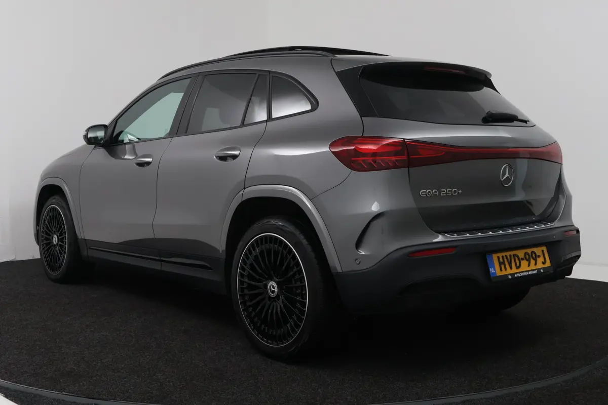 250+ Business Solution AMG 71 kWh (SOH 100%, PANORAMADAK, SFEERVERLICHTING, MOMERY SEATS, RONDOMZICHT CAMERA, FABRIEKSGARANTIE)