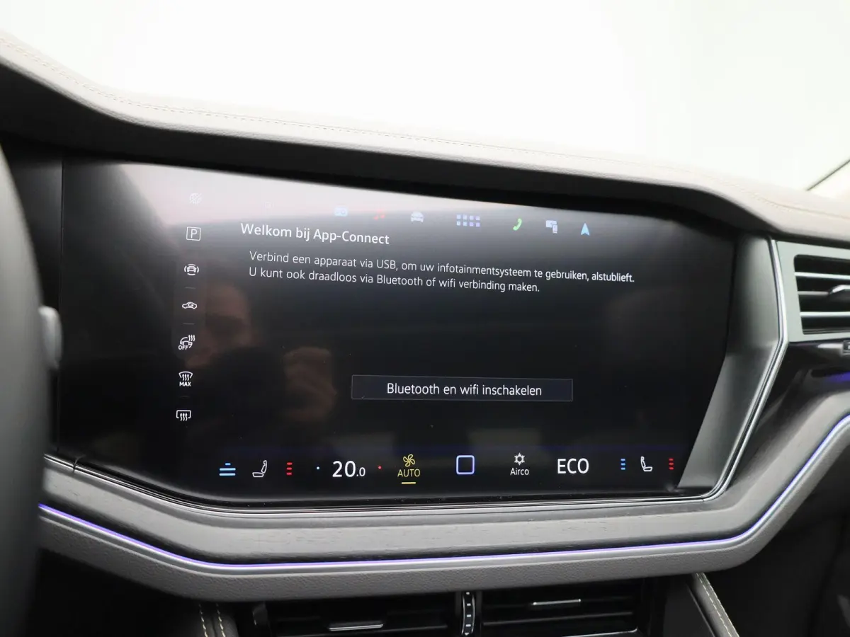 3.0 TSi eHybrid 4MOTION Elegance 381 PK | V6 | Luchtvering | Plug-In | Nightvision | Panorama Dak | Trekhaak | Head-Updisplay | Stoelverwarming Voor & Achter | Dynaudio | Geheugenfunctie sto