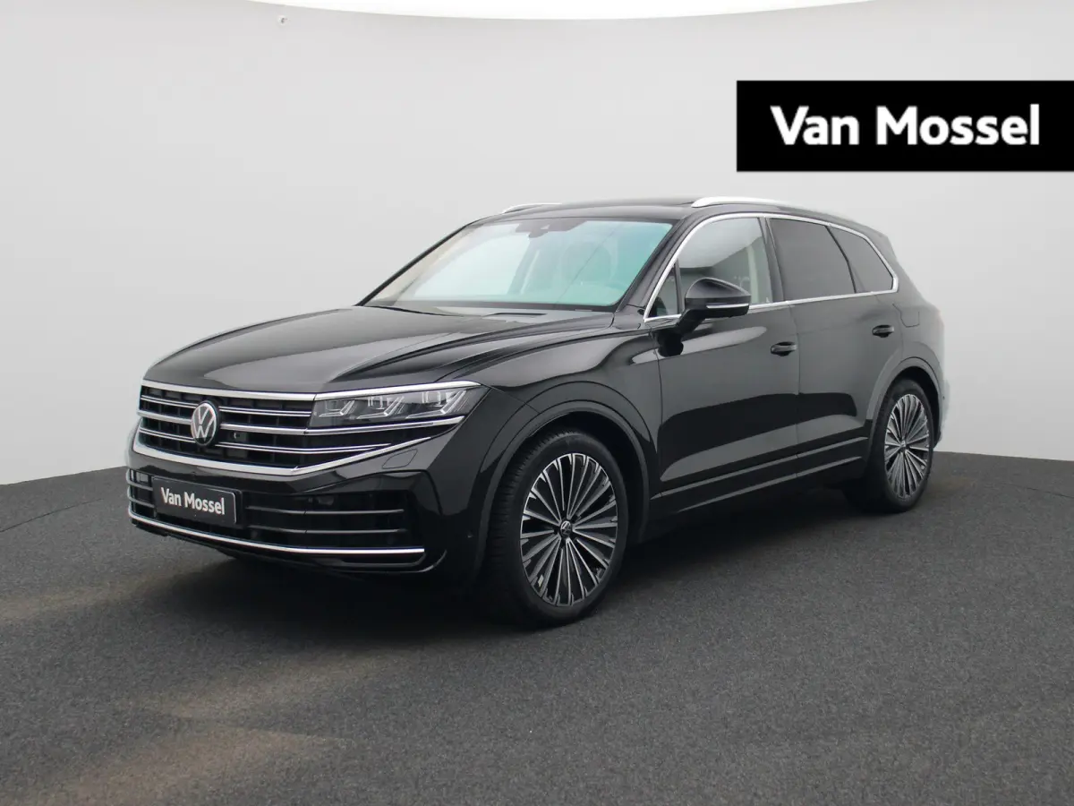 3.0 TSi eHybrid 4MOTION Elegance 381 PK | V6 | Luchtvering | Plug-In | Nightvision | Panorama Dak | Trekhaak | Head-Updisplay | Stoelverwarming Voor & Achter | Dynaudio | Geheugenfunctie sto