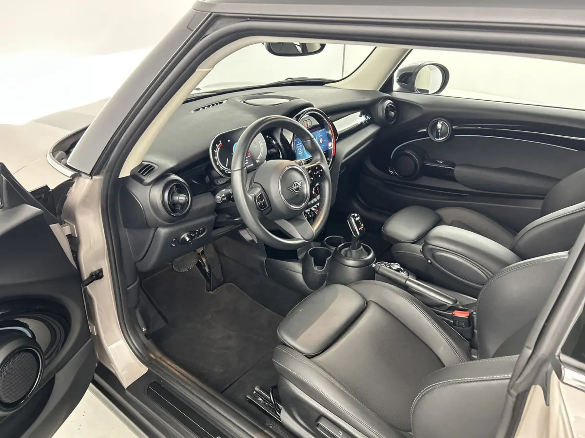 1.5 Aut. Cooper Camden Edition Leder/Sportstoelen Climate Carplay