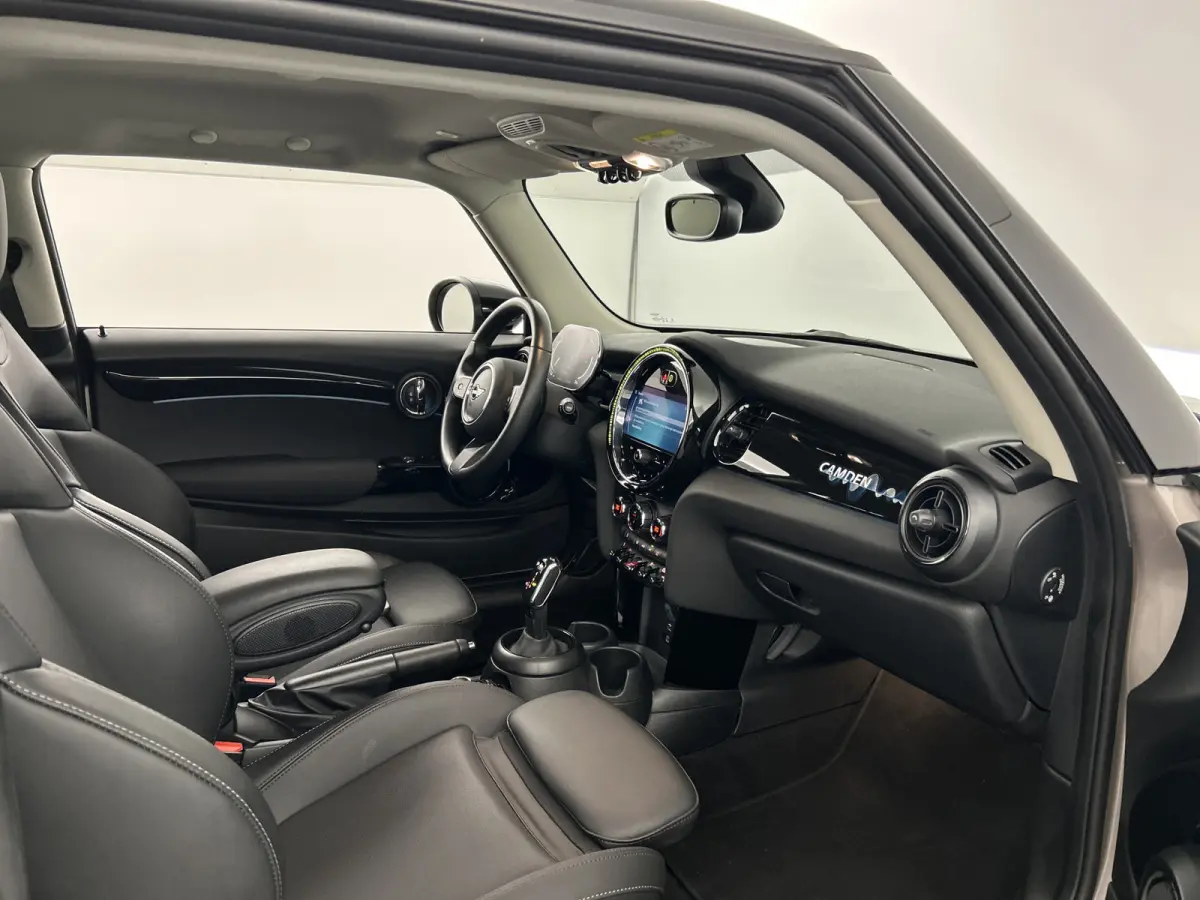 1.5 Aut. Cooper Camden Edition Leder/Sportstoelen Climate Carplay