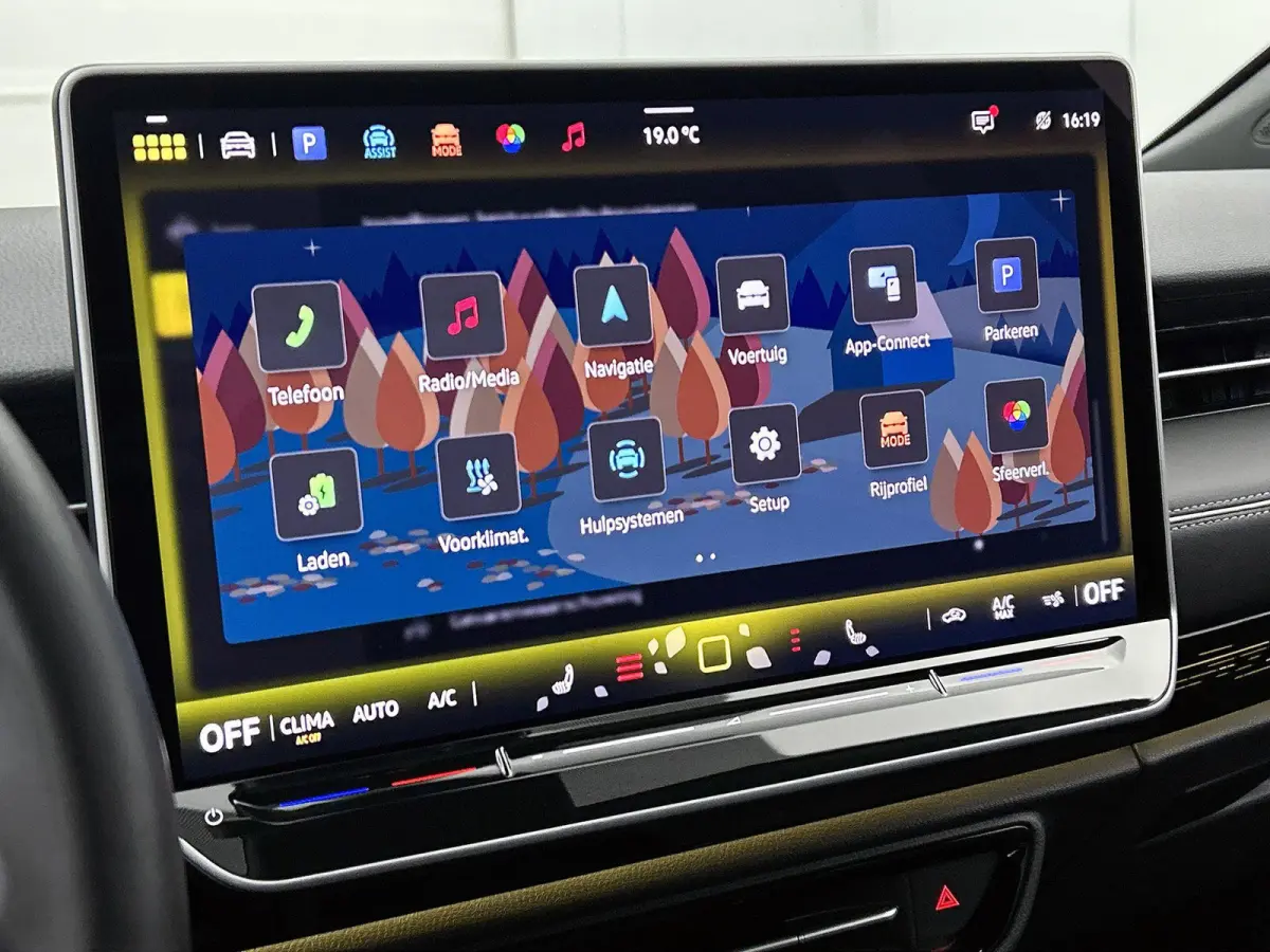 Pro Limited Edition 77 kWh | 286 PK | SOH 97.5% | Automaat | Trekhaak inklapbaar | Apple Carplay / Android Auto | 360 Parkeercamera | Head-up Display | Black Style Pakket | Panoramadak | Sto