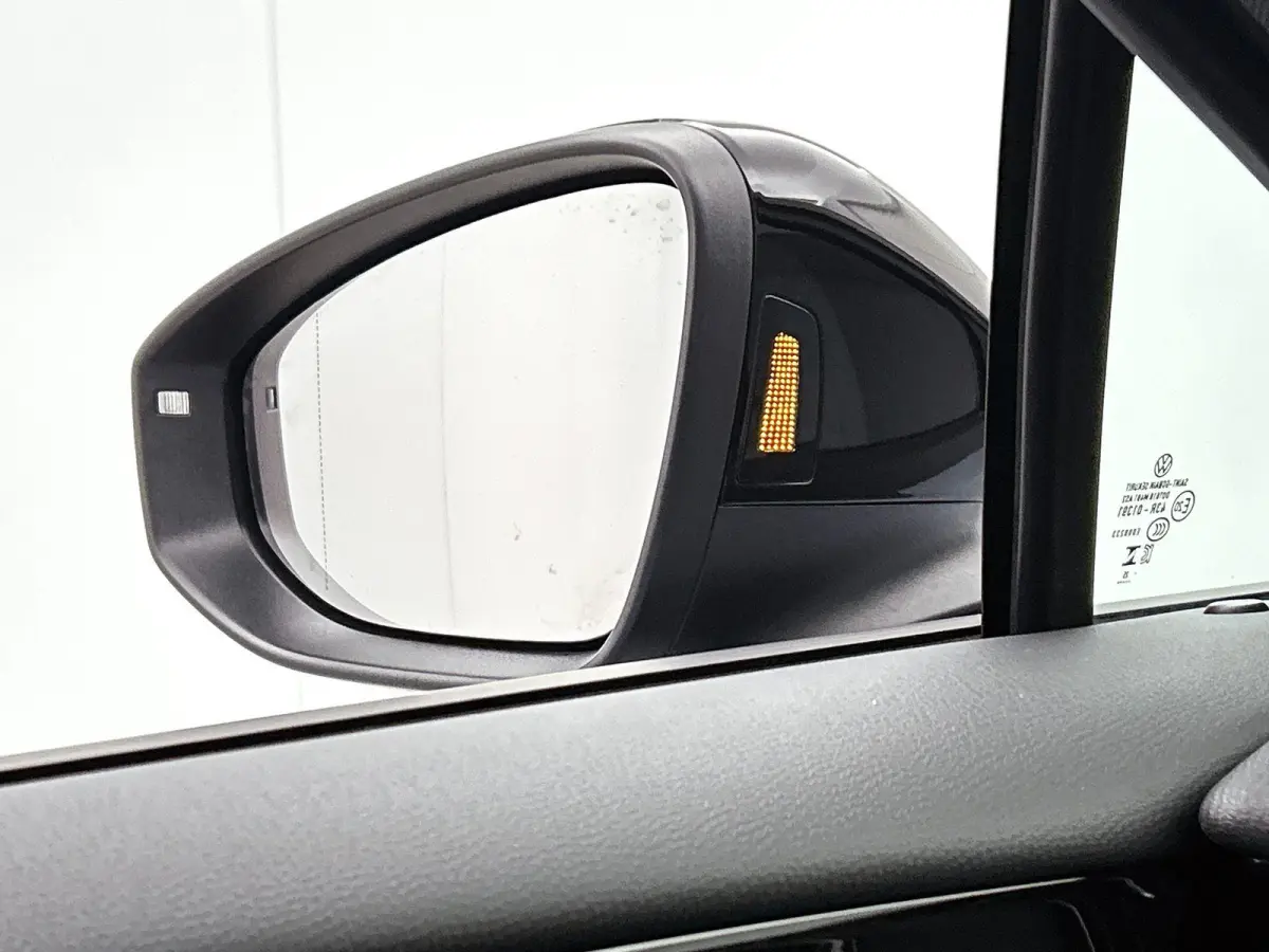 Pro Limited Edition 77 kWh | 286 PK | SOH 97.5% | Automaat | Trekhaak inklapbaar | Apple Carplay / Android Auto | 360 Parkeercamera | Head-up Display | Black Style Pakket | Panoramadak | Sto