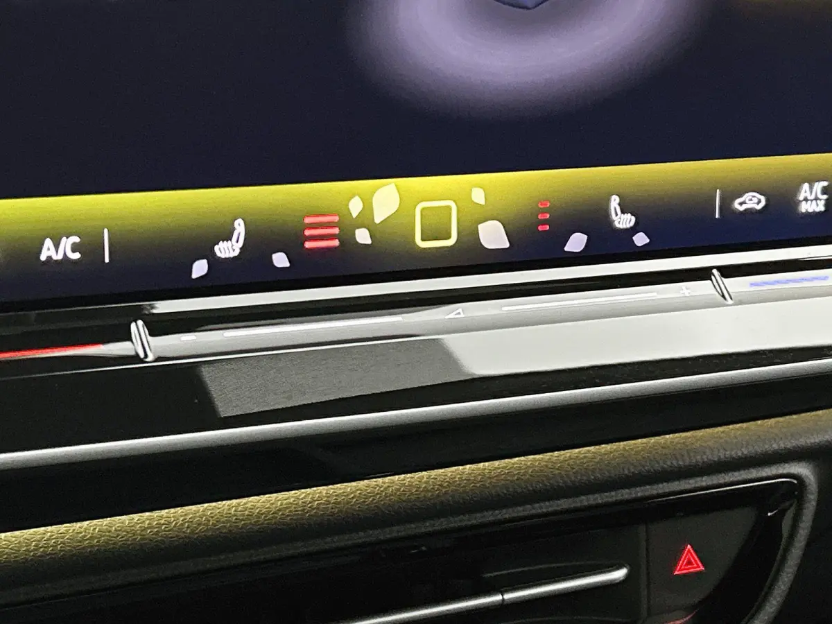 Pro Limited Edition 77 kWh | 286 PK | SOH 97.5% | Automaat | Trekhaak inklapbaar | Apple Carplay / Android Auto | 360 Parkeercamera | Head-up Display | Black Style Pakket | Panoramadak | Sto