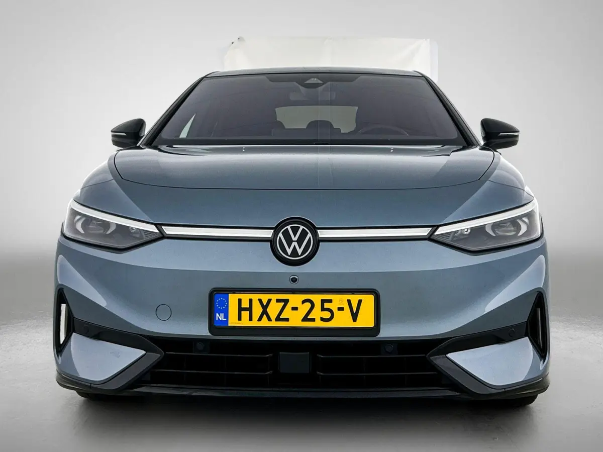 Pro Limited Edition 77 kWh | 286 PK | SOH 97.5% | Automaat | Trekhaak inklapbaar | Apple Carplay / Android Auto | 360 Parkeercamera | Head-up Display | Black Style Pakket | Panoramadak | Sto