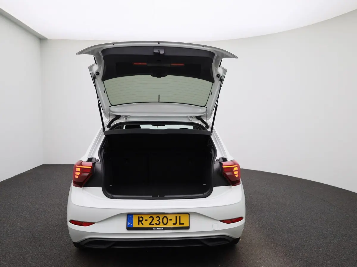 1.0 TSI Life 95Pk | Origineel Nederlands | 1e Eigenaar | LED-verlichting | Airco | Travel Assist | Adaptieve cruise control | LMV 15"inch velgen |