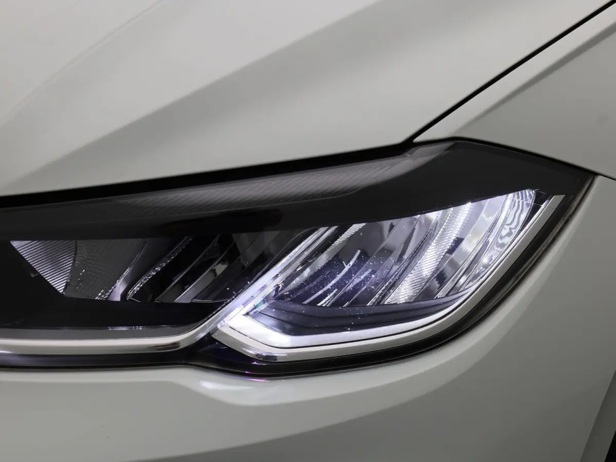 1.0 TSI Life 95Pk | Origineel Nederlands | 1e Eigenaar | LED-verlichting | Airco | Travel Assist | Adaptieve cruise control | LMV 15"inch velgen |