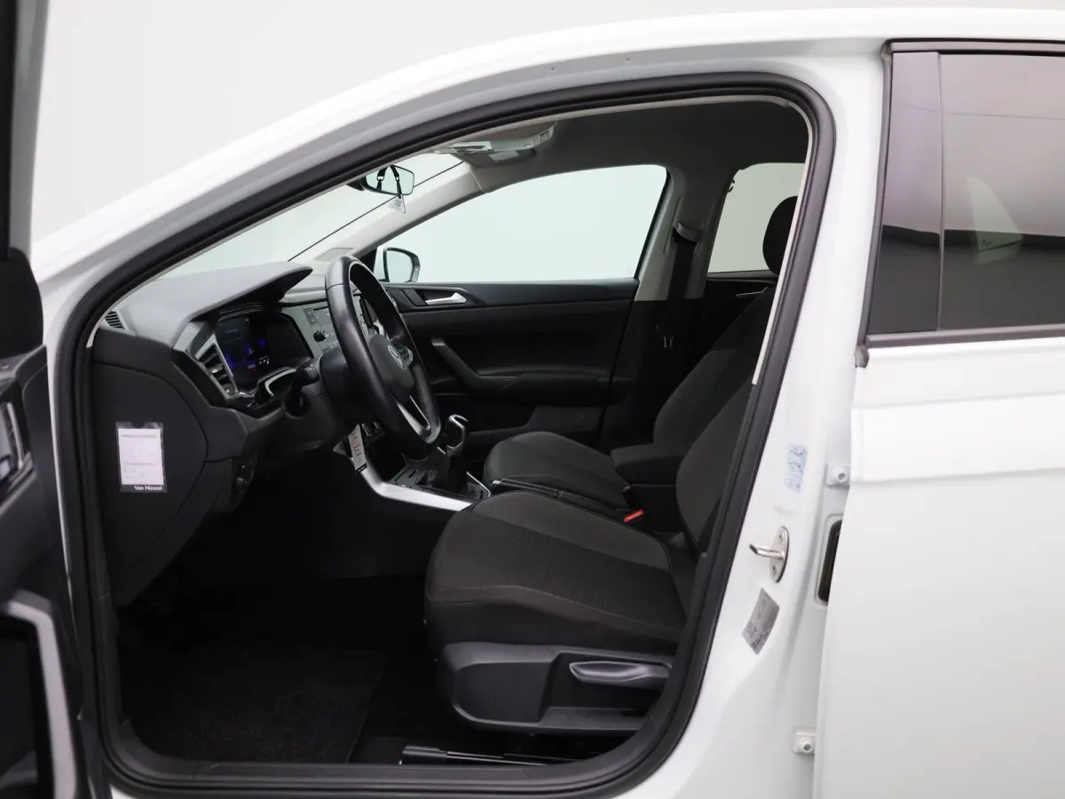 1.0 TSI Life 95Pk | Origineel Nederlands | 1e Eigenaar | LED-verlichting | Airco | Travel Assist | Adaptieve cruise control | LMV 15"inch velgen |