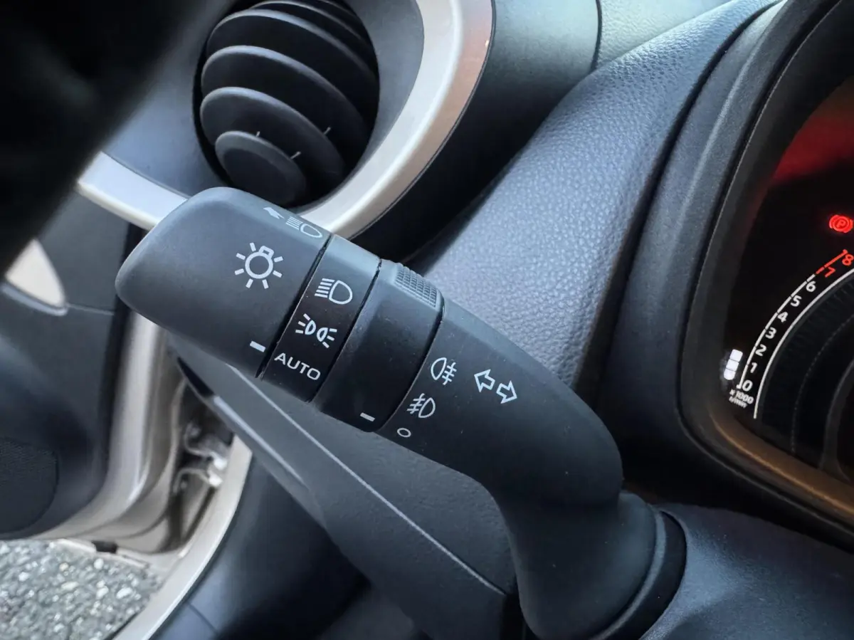 1.0 VVT-i S-CVT Pulse Automaat Camera CarPlay Garantie