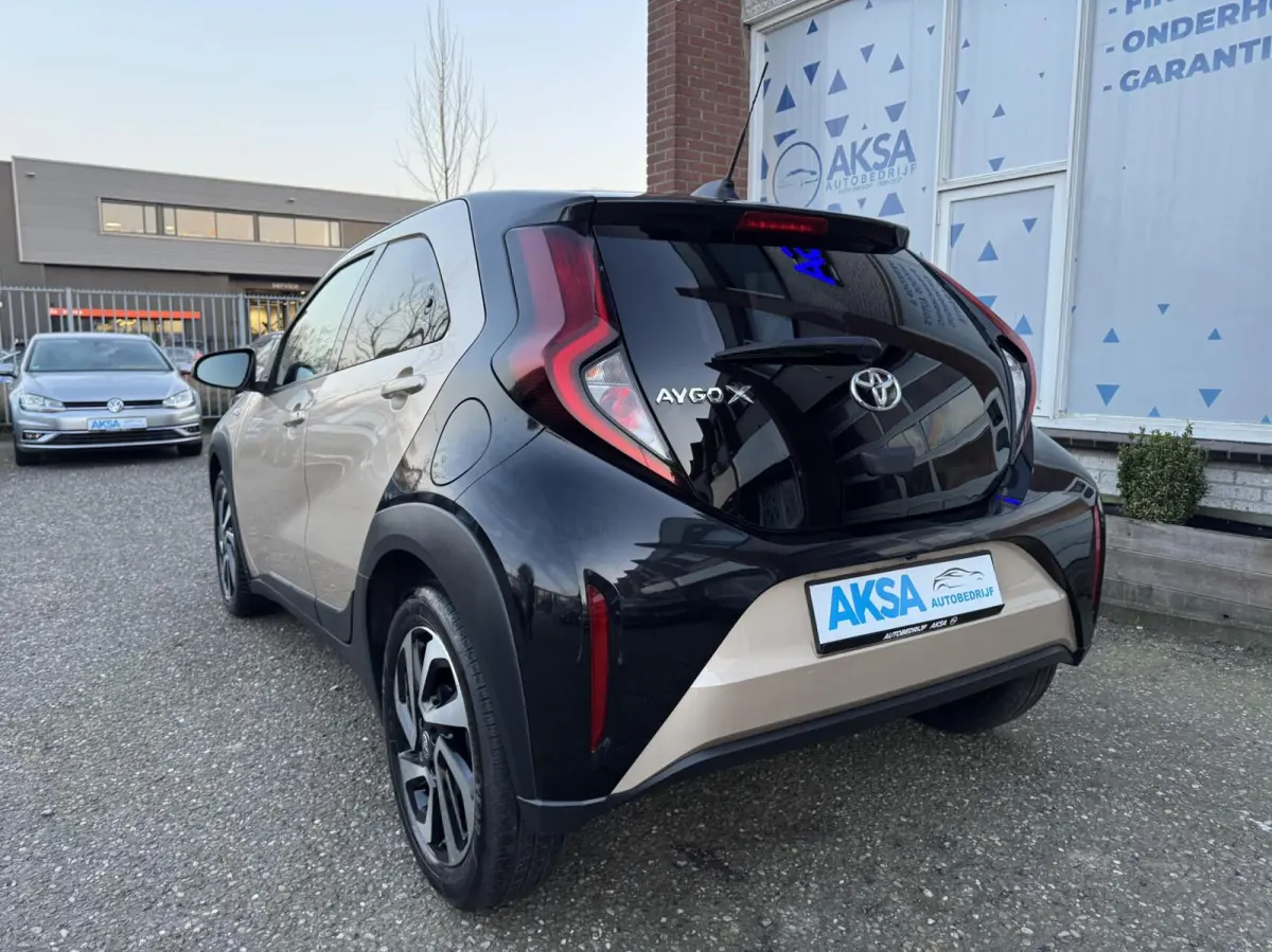 1.0 VVT-i S-CVT Pulse Automaat Camera CarPlay Garantie