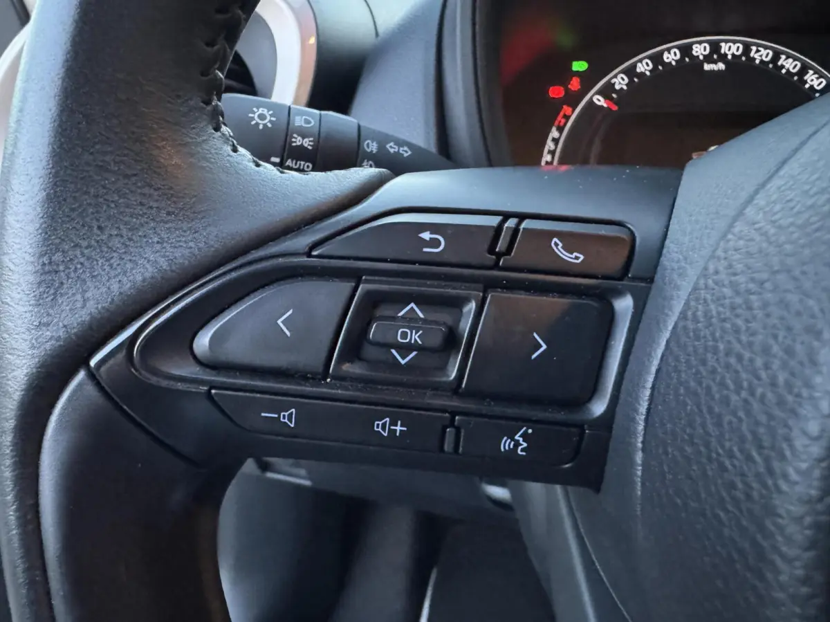 1.0 VVT-i S-CVT Pulse Automaat Camera CarPlay Garantie