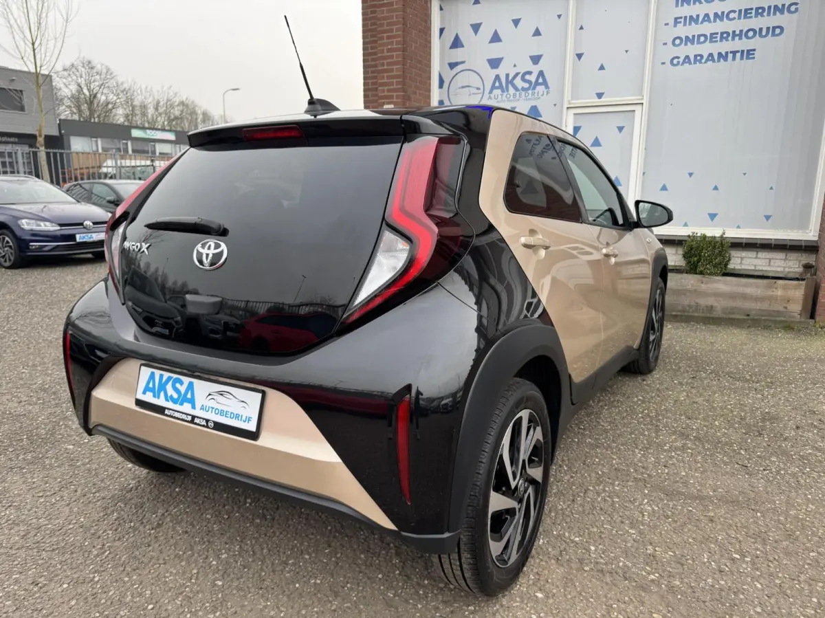 1.0 VVT-i S-CVT Pulse Automaat Camera CarPlay Garantie
