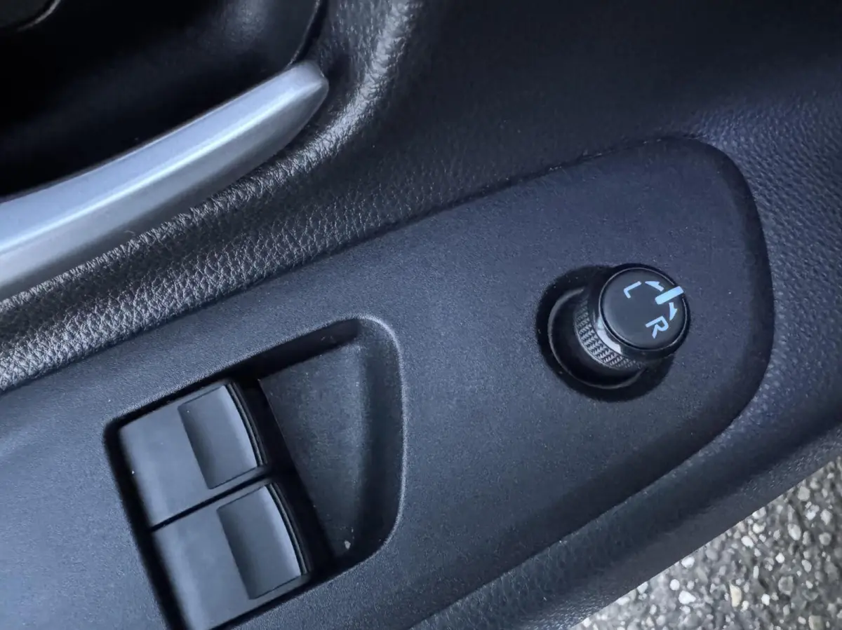 1.0 VVT-i S-CVT Pulse Automaat Camera CarPlay Garantie