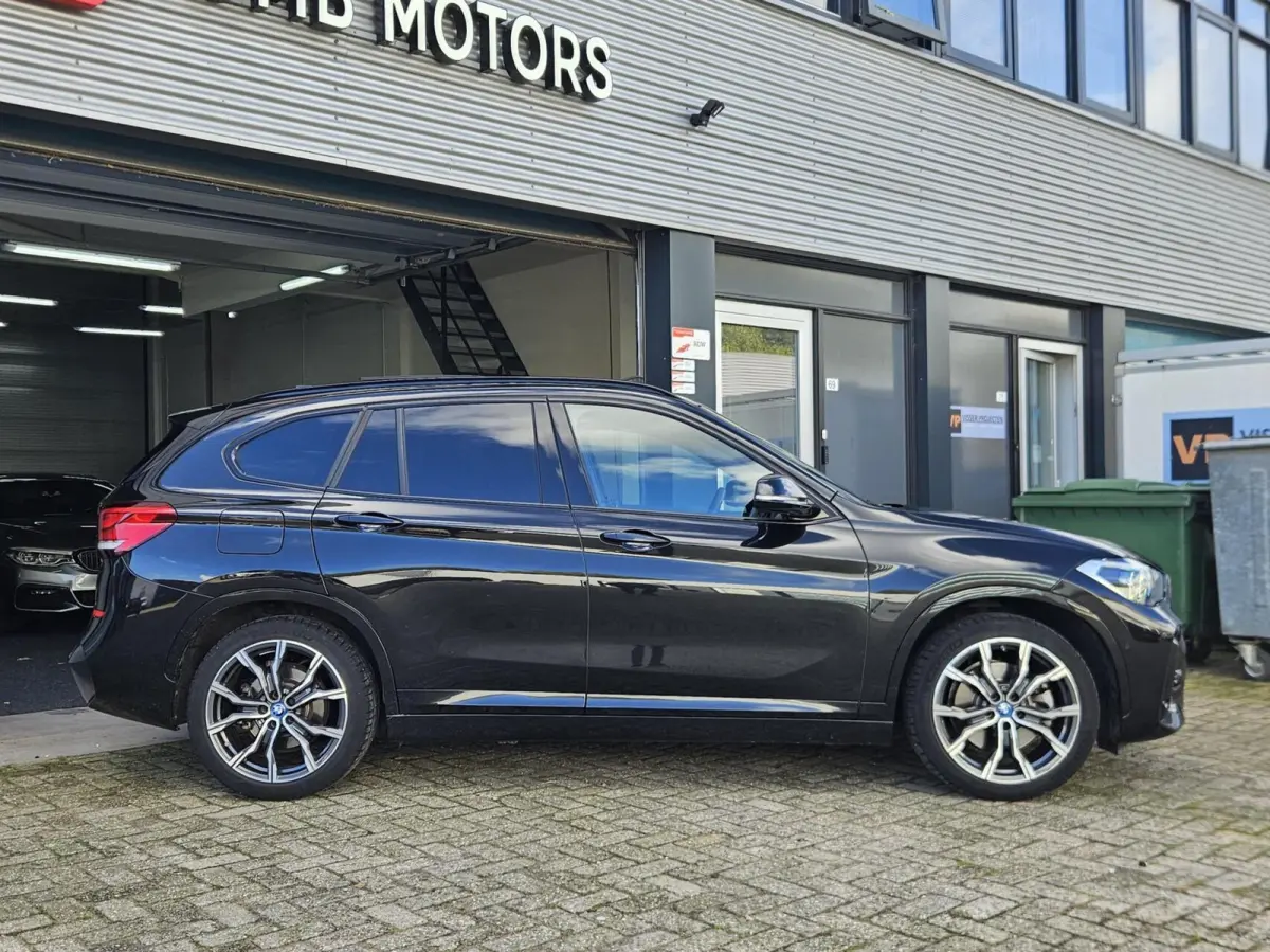 xDrive25e High Executive M Pakket Pano Hud Memory Seats