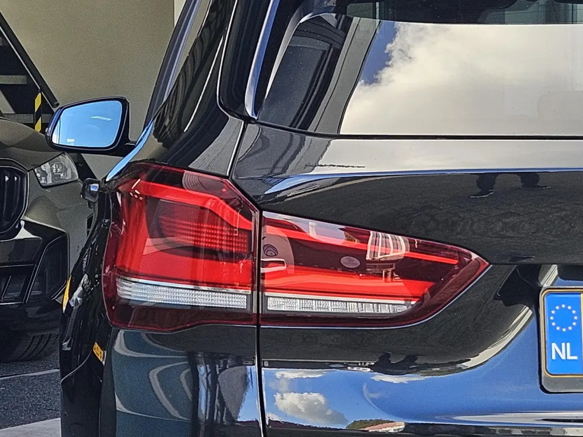 xDrive25e High Executive M Pakket Pano Hud Memory Seats